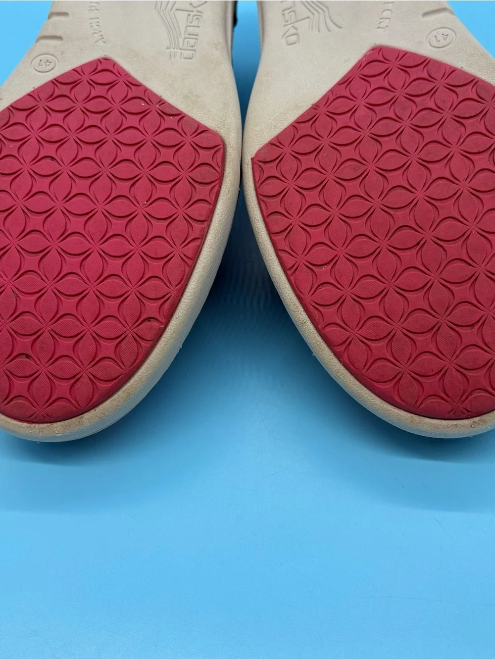 Dansko Belle Madras Plaid Canvas Slip On Comfort Sneakers Size 10.5 / 41